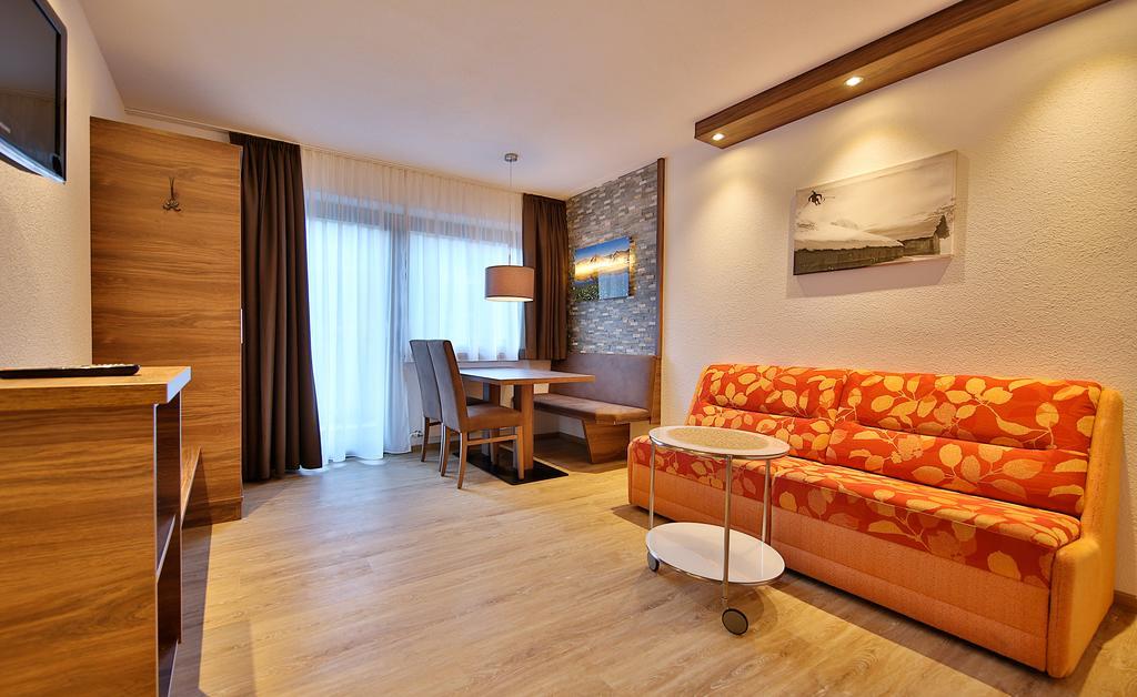 Hotel Garni Fiegl Apart Sölden Exteriér fotografie