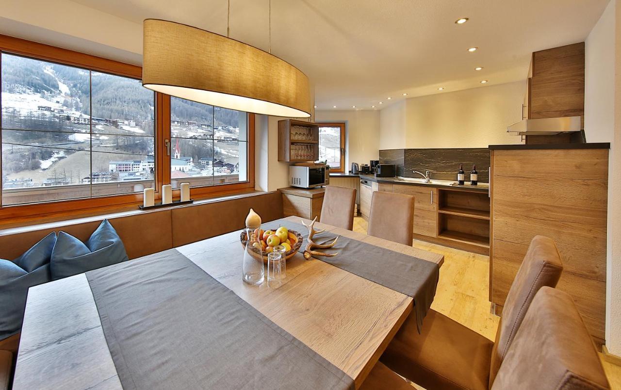 Hotel Garni Fiegl Apart Sölden Pokoj fotografie