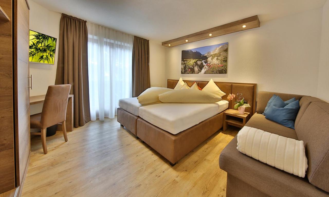 Hotel Garni Fiegl Apart Sölden Pokoj fotografie
