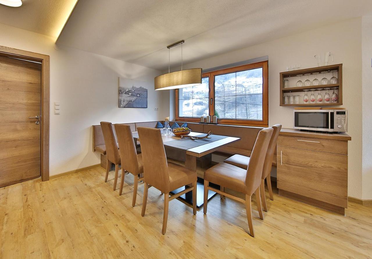 Hotel Garni Fiegl Apart Sölden Pokoj fotografie